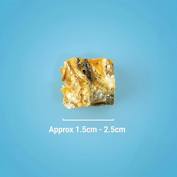 SKIPPER'S Salmon Skin Cubes - 100% Salmon Grain Free & Hypoallergenic Cubes for Dogs, All Natural & Healthy Dog Treats, Omega 3 & 6 Oil, Great for Skin, Coat & Joints | (8.82 Oz)