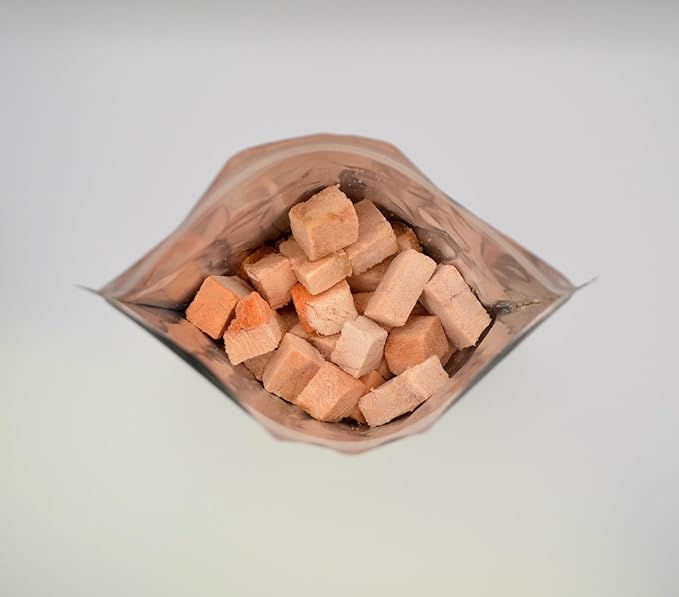Freeze-Dried Wild Alaskan Salmon Treats for Dogs and Cats (2.5 oz) Made in Alaska