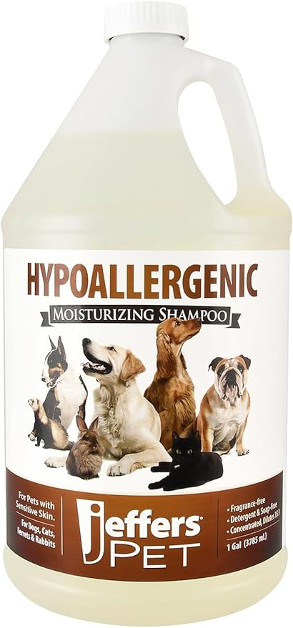 Jeffers Pet Hypoallergenic Shampoo for Dogs, Cats & Small Animals 128 oz – Concentrated Moisturizing Tearless Formula with Aloe Vera & Vitamins A D E, Fragrance & Soap Free, Gentle for Sensitive Skin