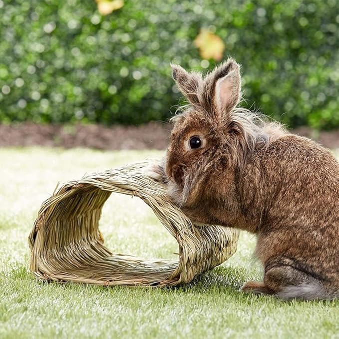 Hamiledyi Rabbit Grass Tunnel,Rabbit Grass Bed Natural Straw Woven Mat Winter Warm Hideaway Hut for Bunny Gerbil Ferrets Chinchilla Guinea Pig