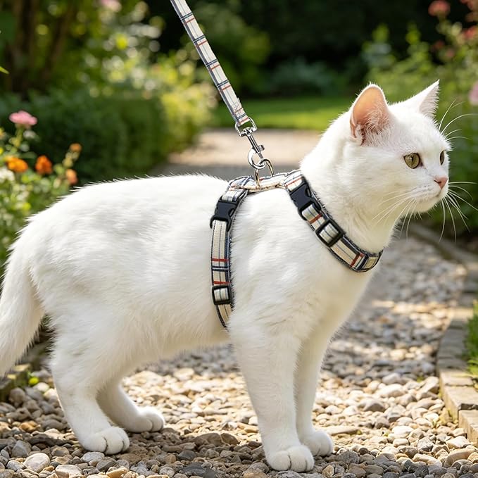 PUPTECK Adjustable Cat Harness and Leash Set Escape Proof Kitten Strap Collar for Walking Travel, Beige Plaid