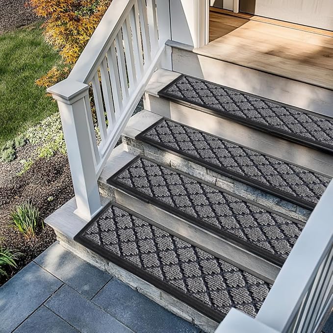 Aucuda 2pcs 8.5" x 30" Stair Treads Outdoor for Elders and Dogs on Wooden Steps, Non Slip Stair Runner Rug Heat Insulation Rubber Backing, Gray Lattice Staircase Mat Carpet for Indoor Grip Farmhouse.