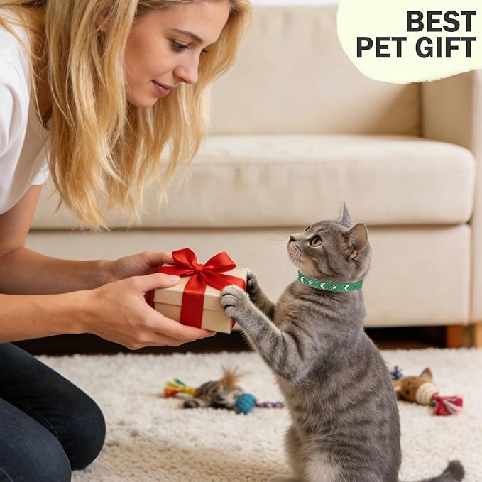 Leather Cat Collars for Boy Girl Cats with Bell and Safety Elastic Belt, Personalized Star and Moon Stud Adjustable Safe Buckle Collar for Kitty Small Big Cats Size 7-9 Inch, Green