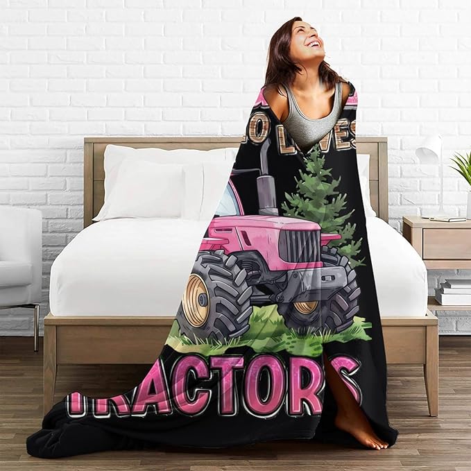 Just A Girl Who Love Tractors Blanket Pink Tractor Decor Throw Blanket Gifts for Girls Boys Super Warm Soft Plush Fleece Flannel Blanket Winter Couch Bedding Blanket for Adults Kids Women Men 60"X50"
