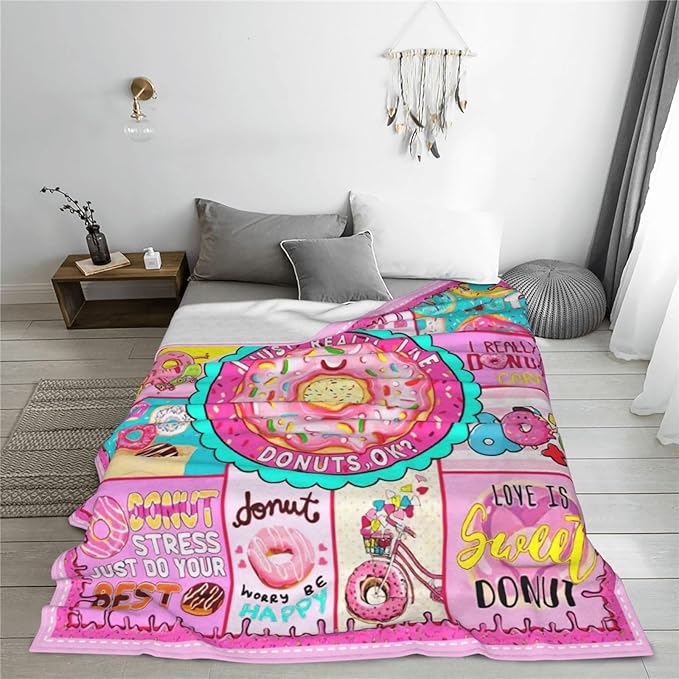 SweetFox Donut Blanket, Funny Cute Donut Decor Throw Blanket Gifts for Girls Boys Food Lovers Super Warm Soft Plush Fleece Lightweight Flannel Winter Bedding Blankets for Kids Adults Women 60"X50"