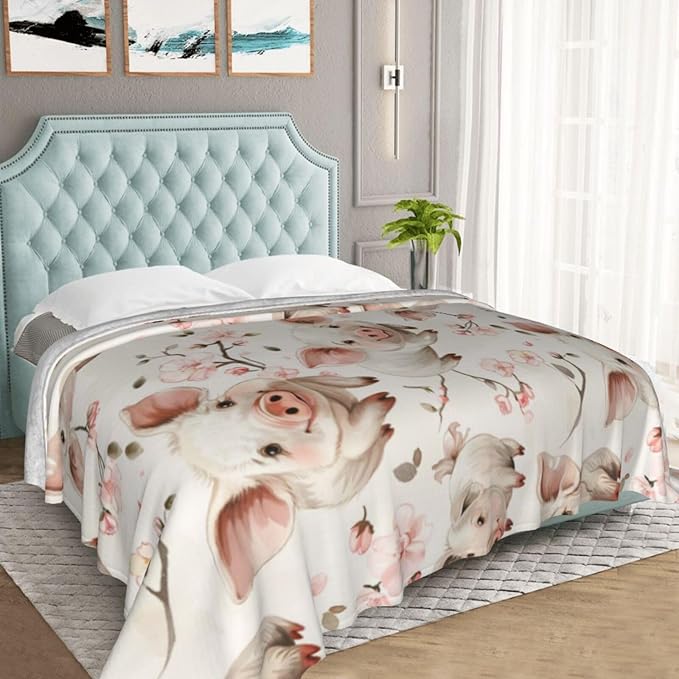 Cute Pig Blanket Gifts for Women Men Adults Pig Lovers, Piglet and Floral Plush Fleece Throw Blankets, Cozy Soft Warm Bedding Decor for Sofa Living Room Travel 40"x50"