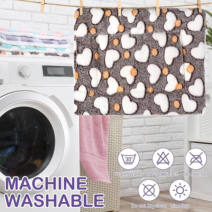 Haull 4 Pcs Waterproof Guinea Pig Bedding Guinea Pig Bed Plush Cage Liners Soft Rabbit Dog Crate Pad Cat Mat Reversible Cozy Animal Pee Pad Hamster Bunny Mat Accessory(Heart,13 x 18.5 Inch)