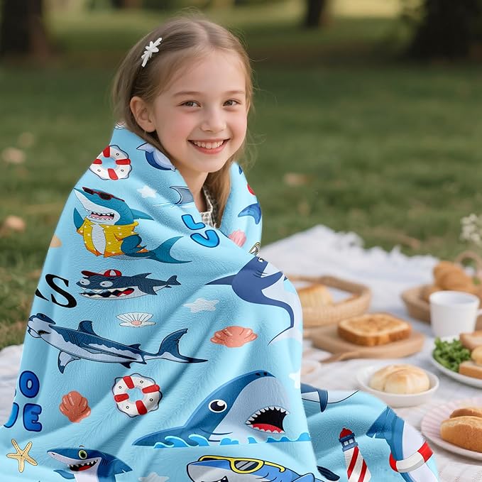 Shark Blanket Gifts for Sharks Lovers Soft Flannel Shark Throw Blanket Birthday Stuff Gifts Bedding Decor for Kids Adults 50"x40"
