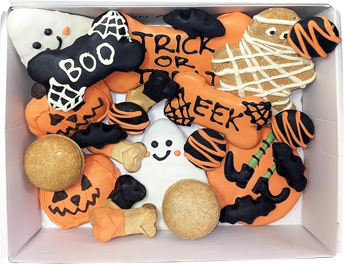 Bonne et Filou Dog Treats, Gift Box Human Grade Gourmet Treats 23 Luxury Spooky Delights with Dog Macarons, Truffles & Bones Healthy Snacks for Small to Large Breeds