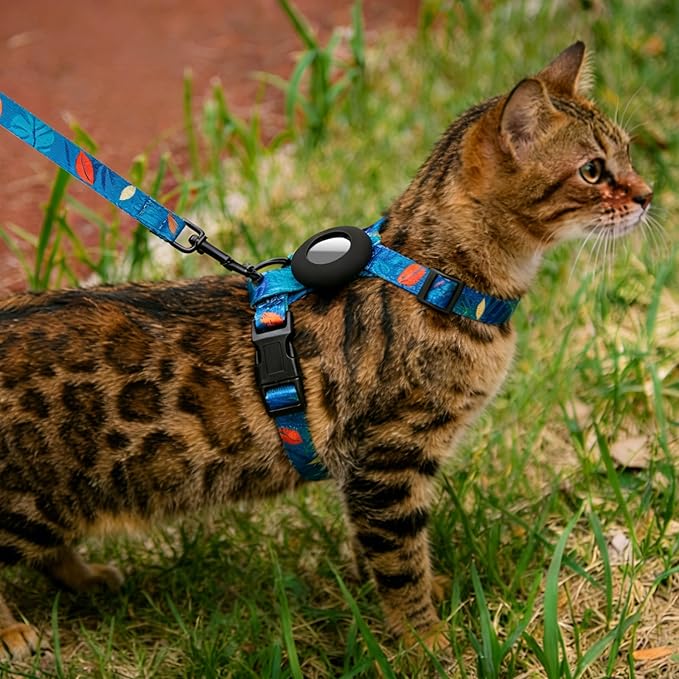 Cat Harness and Leash Set with Airtag Holder for Walking & Travelling, Escape Proof Cat Harness for Small Medium Large Kitten, Adjustable Lightweight Soft Cat Vests(Green Print)