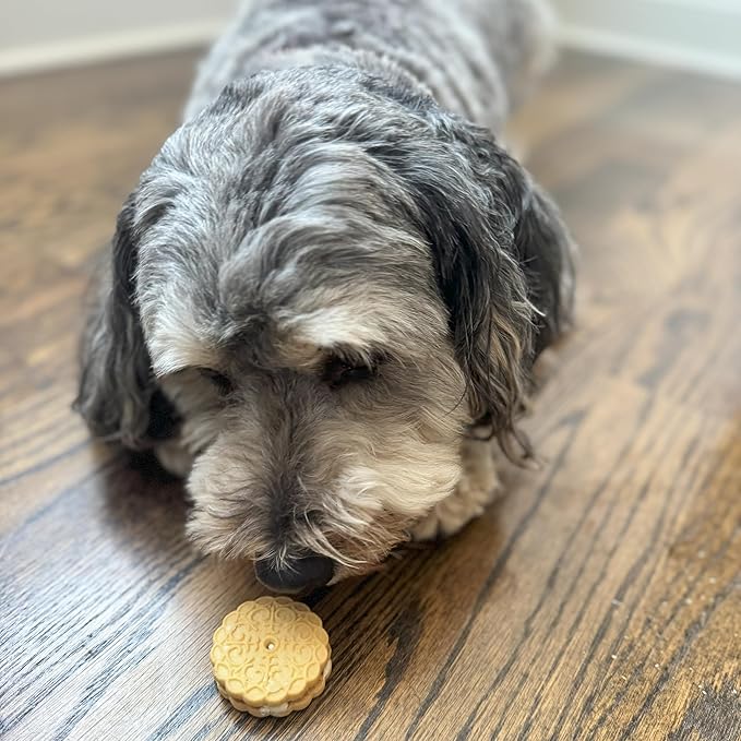 Exclusively Dog Cookies Sandwich Cremes Vanilla Flavor Dog Treats for Medium and Large Dogs, Natural and Made in The USA, 8 oz