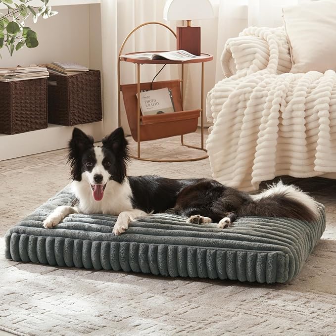Dog Bed Medium Size Dog, Flat Pet Beds with Removable Washable Cover, Pet Mat Cute Crate Bed Thick Shredded Chopped Crate Foam & Anti Slip Bottom for Indoor, 29"x21"x3" Grey