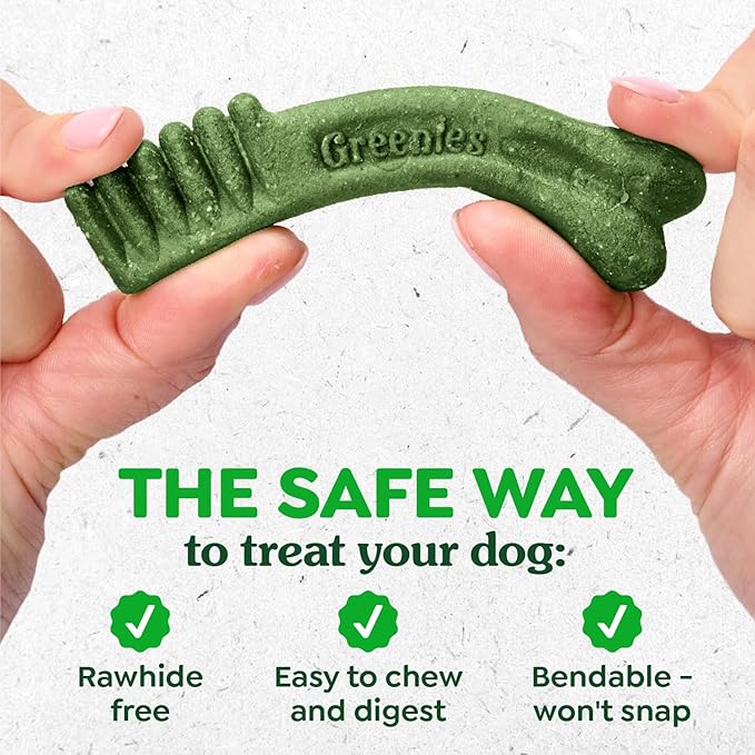 Greenies Veterinarian-Recommended Adult Natural Dental Dog Treats Petite Size, Original Flavor, (4) 30 ct Packs (120 Treats)