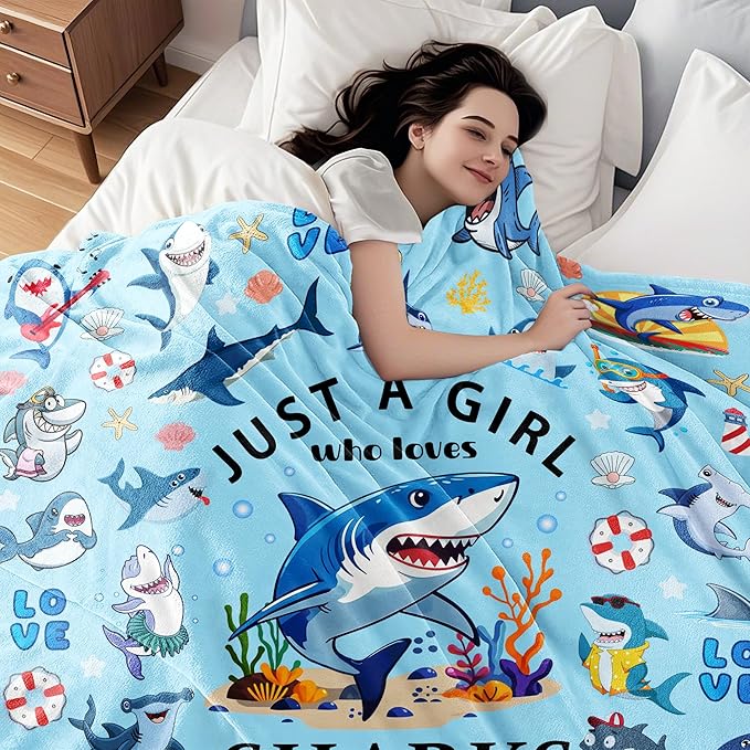 Shark Blanket Gifts for Sharks Lovers Soft Flannel Shark Throw Blanket Birthday Stuff Gifts Bedding Decor for Kids Adults 50"x40"
