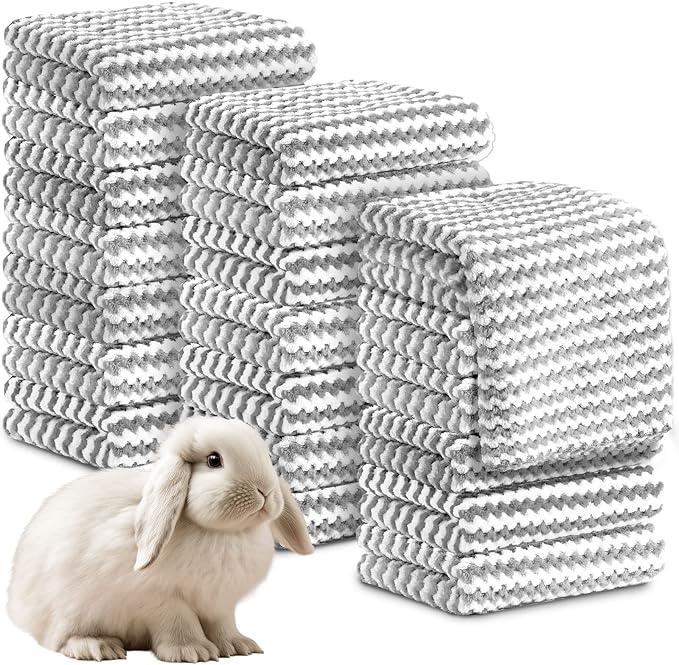 Moukeren 20Pcs Guinea Pig Fleece Bedding Blankets Bulk Washable Small Animal Fleece Cage Liners Pet Wash Cloth Sleeping Mat Cover for Hamster Chinchilla Rabbit Hedgehog(Light Gray, 14 x 30 Inch)