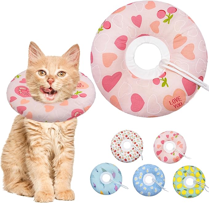 Seyezo Cat Cone Soft Collar, Adjustable Cat Recovery Collar for Small Medium Large Cats, Cute Donut E Collar After Surgery, Anti-Lick Wound Healing Elizabethan Collar for Kittens (Pink Heart, Small)